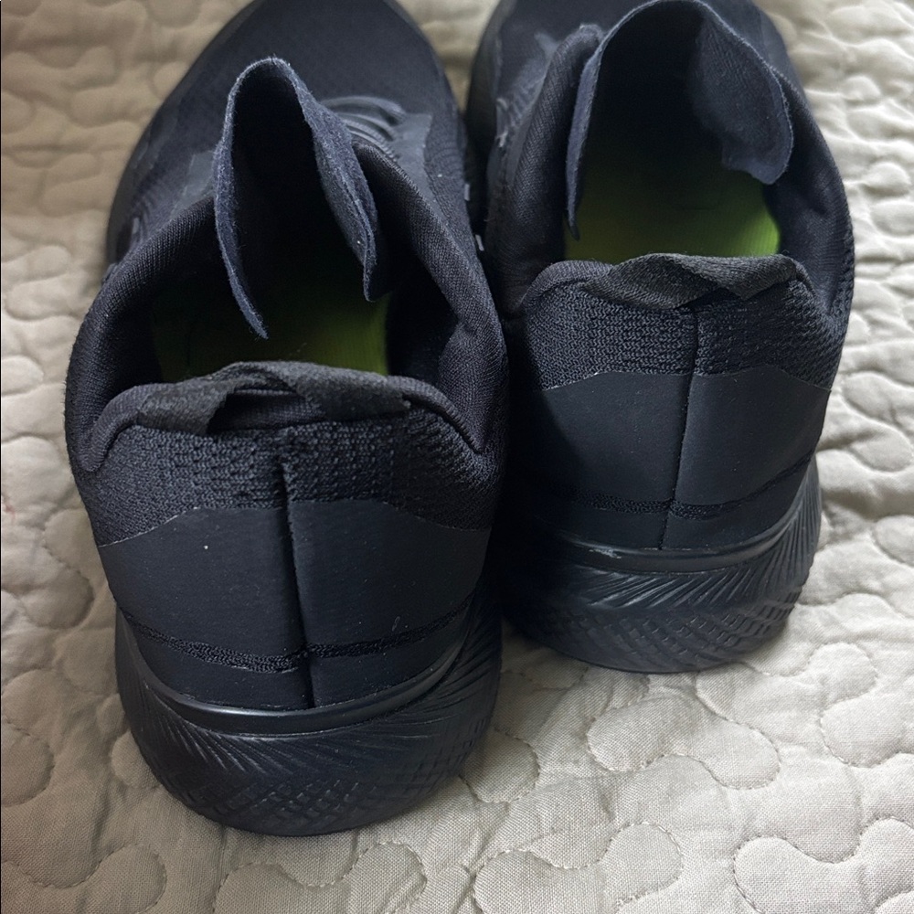 Veja Women’s Impala Sneakers W9/M7 - Picture 5 of 10